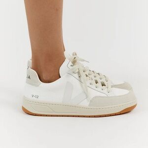 V-12 B-MESH WHITE NATURAL